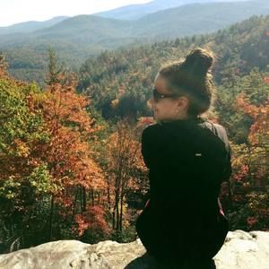 Meet your Posher, Carolyn